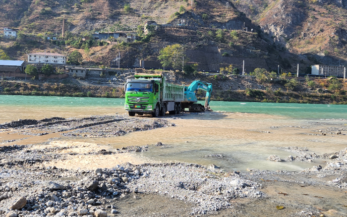 绿色转型，效益飞跃 | 四川客户点赞汇彩网登录大厅新能源自卸车