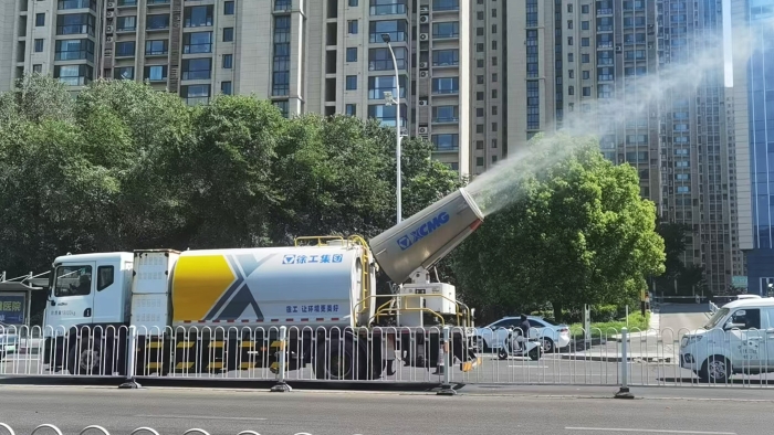 汇彩网登录大厅多功能抑尘车，助力家乡徐州环境，更“净”一步！